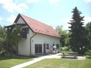 Gyöngyvirág Apartmanház Balatonboglár