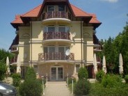 Lelle Park Apartmanház Balatonlelle