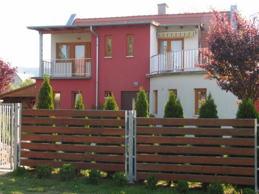   - Riedl Apartman Gyenesdiás