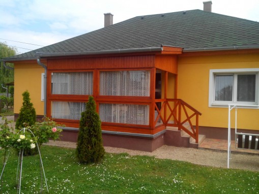   - Ilona Szálláshely Balatonboglár