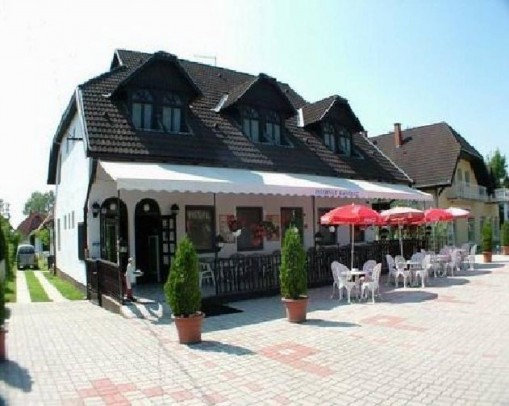   - Laguna Apartman Balatonboglár