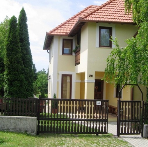   - Magdolna Apartmanház Vonyarcvashegy