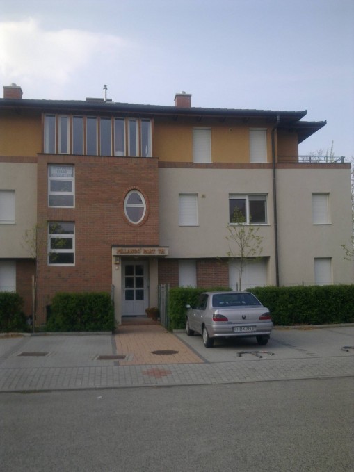   - Balatongyöngye Apartman Balatonboglár