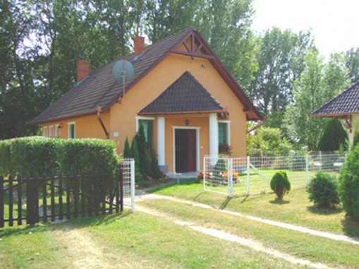   - Antal-Ferienhaus Balatonberény