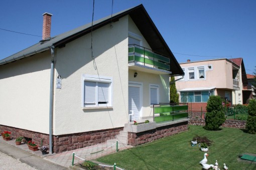   - Férhezli Apartman Badacsonytomaj