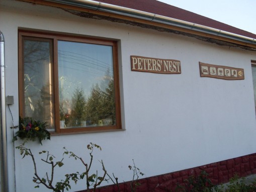   - Peters'Nest Üdülőház Balatonlelle