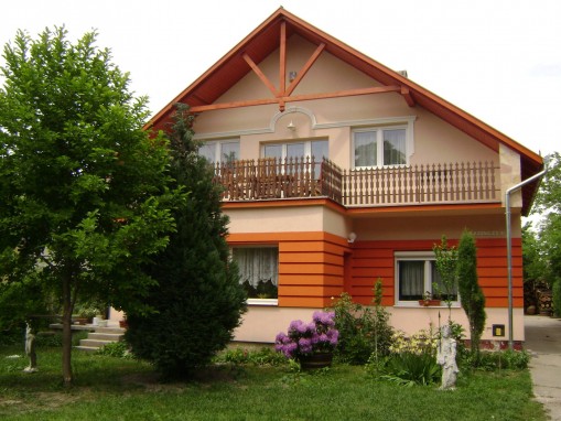   - Anna Apartman Keszthely