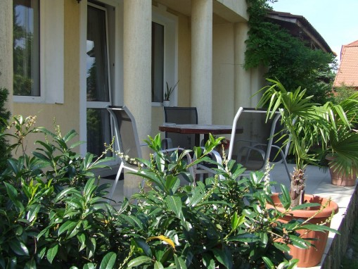   - Villa Péter Balatonlelle