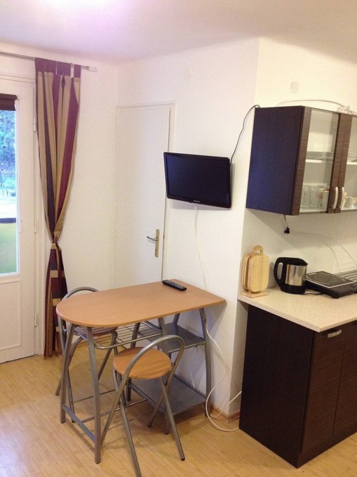   - Platán Apartman Balatonlelle